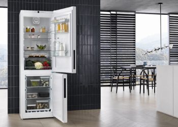 Die Stand-Kühl-/Gefrierkombination KFN 28132 D ws mit attraktiver Ausstattung gibt es mit dem 50 Euro Bestseller-Bonus bereits um 749 Euro (UVP). © Miele