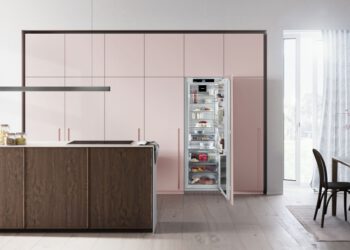 Auch wenn sie fast zu schön sind, um sie zu schließen – offenlassen ist klimatechnisch keine gute Option. © Liebherr