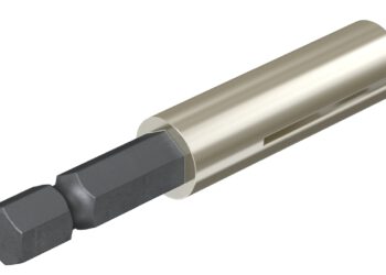 Der Vorspanner ist optimal auf die Bandbreite und Bandhöhe der OBO Banderdungsschellen 927 abgestimmt, kann jedoch auch für Banderdungsschellen anderer Hersteller verwendet werden. © OBO Bettermann