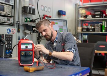 Fronius definiert Nachhaltigkeitsstrategie neu