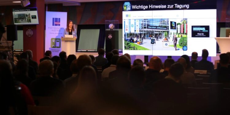 Die Fachtagung für PV und Stromspeicherung ging physisch im Wiener Allianz-Stadion über die Bühne. © Paul Stender