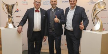Euronics Meeting in Wien: Hans Carpels, Brendan Lenane und John Olsen