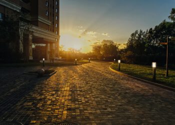 SLV M-POL: Outdoor-Ambiente im besten Licht