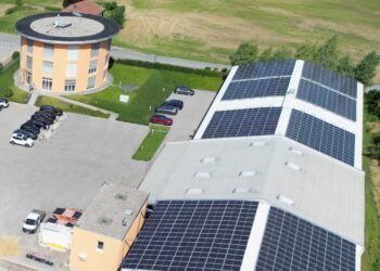 Centrovox PV-Anlage Firmengebäude