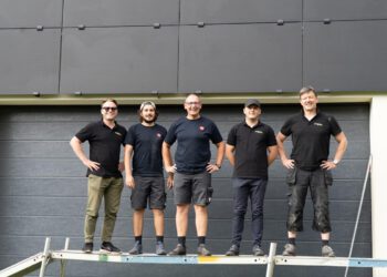 Marktstart für innovative PV-Fassadenlösung von mo energy systems