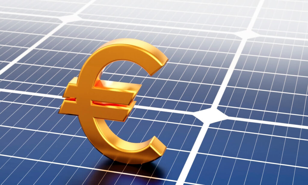 Ab 2024 fällt für private Photovoltaik-Anlagen keine Mehrwertsteuer mehr an.