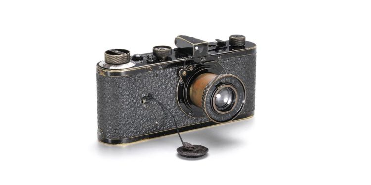 3,5 Mio. Euro für 100 Jahre alte Leica Kamera erzielt