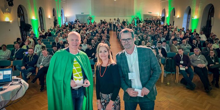 suntastic.solar stellt neuen Markenauftritt und zahlreiche Dienstleistungen vor