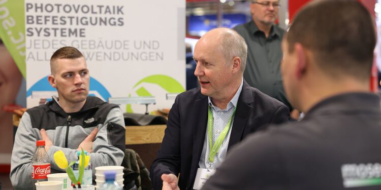 suntastic.solar präsentiert Lieferanten-Highlights auf Energiesparmesse Wels