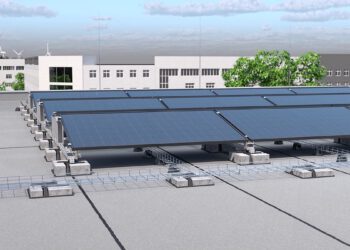 Schnell montiert mit OBO Magic PV Solutions: Ob schräg oder flach...