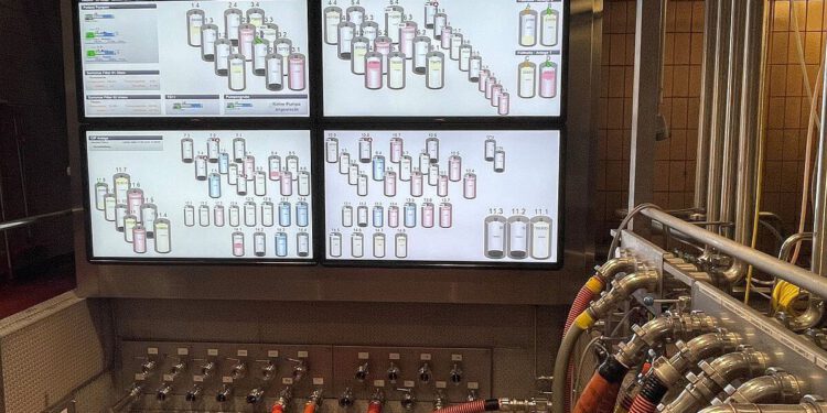 Wegenstein setzt auf Siemens Digitalisierung bei der Weinabfüllung