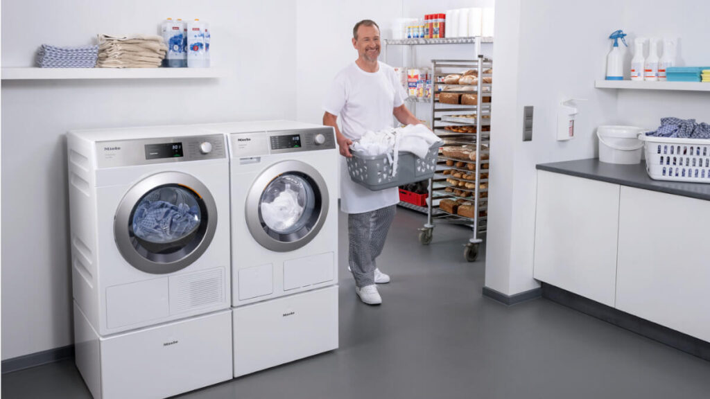 SmartBiz vernetzt Wäsche in der Gastro