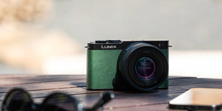 Lumix S9 kleine Kamera mit Vollformat