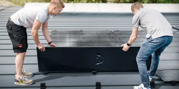 PREFALZ-Solarlösung verwandelt das Dach zum kostensparenden Kraftwerk