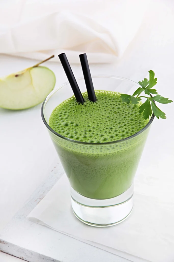 Glowing-Green-Smoothie