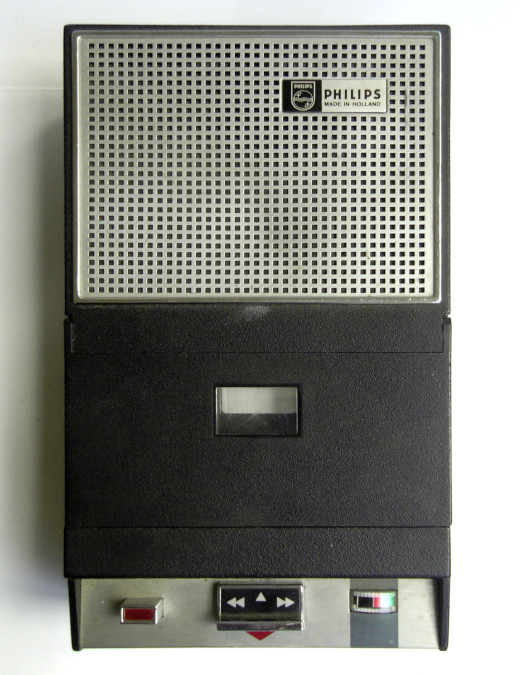 Tragbarer Kasettenrecorder PHILIPS EL3300, 1963