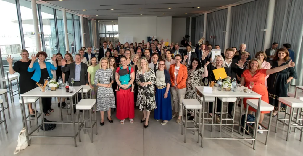 gruppenfoto staatspreis familie beruf 2024 staatspreis