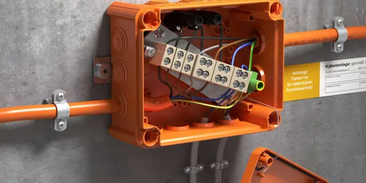 Brandsichere Verbindungen mit der FireBox von OBO