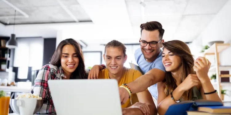 Harald Rametsteiner und FH St. Pölten mit ÖGVS Weiterbildungsaward ausgezeichnet (Symbolbild)