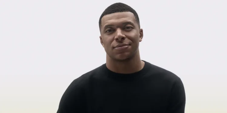 Kylian Mbappé steigt bei Loewe ein