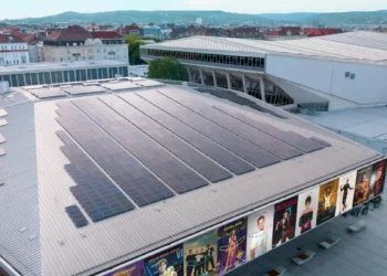 Wiener Stadthalle PV-Erweiterung der Halle F