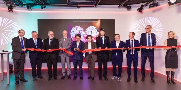 Canon Austria feiert 50er mit neuer Firmenzentrale