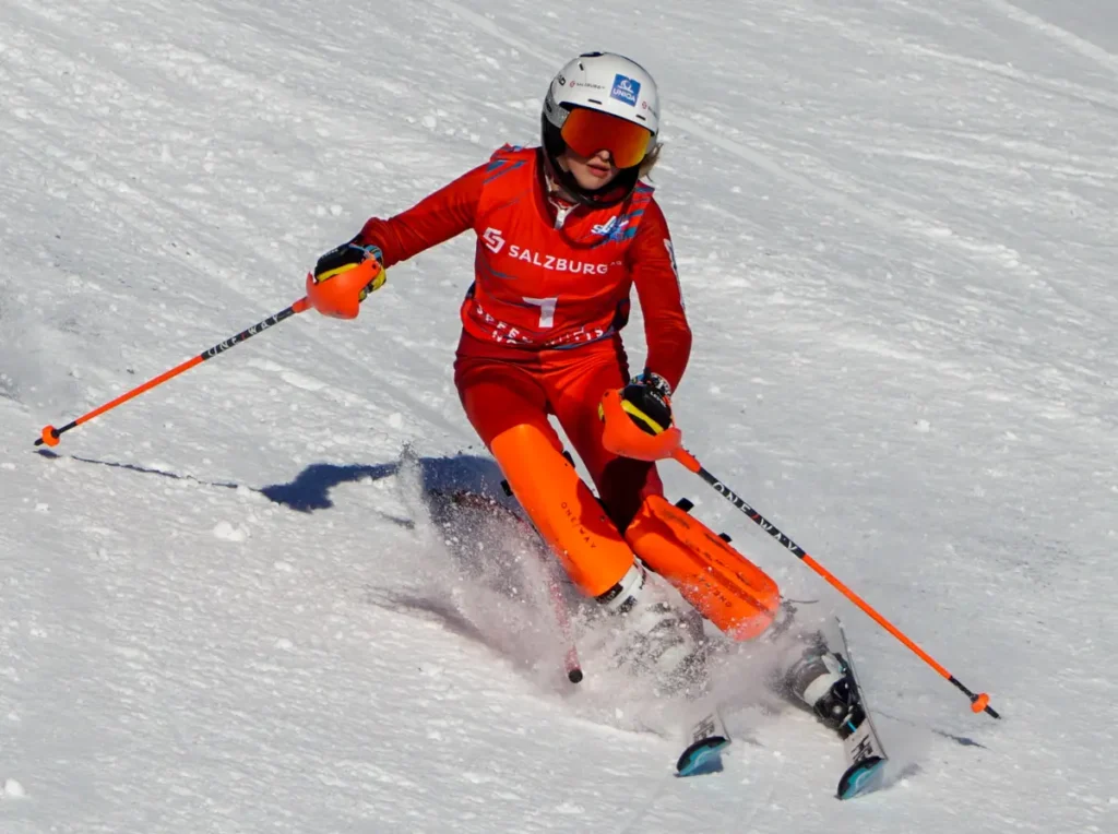 Jugendskirennsport: Cara Sophie Buchacher