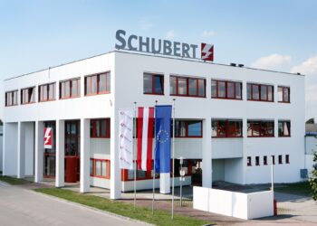 Schubert CleanTech sucht eine:n Elektromotechniker:in