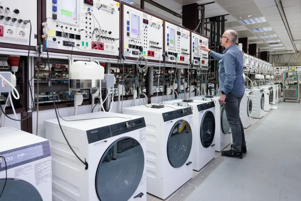 Miele testet Gerätemodelle auf eine Lebensdauer von bis zu 20 Jahren.