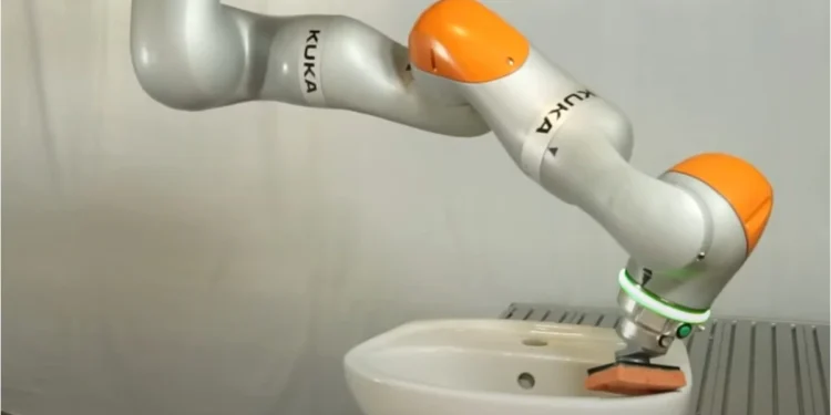 Putzroboter schrubbt auf der TU Wien