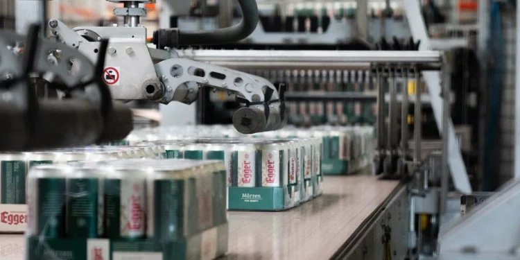 Egger Getränke sucht eine:n Elektrotechniker:in