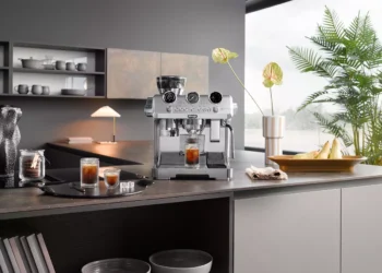 De'Longhi präsentiert die neue La Specialista Maestro