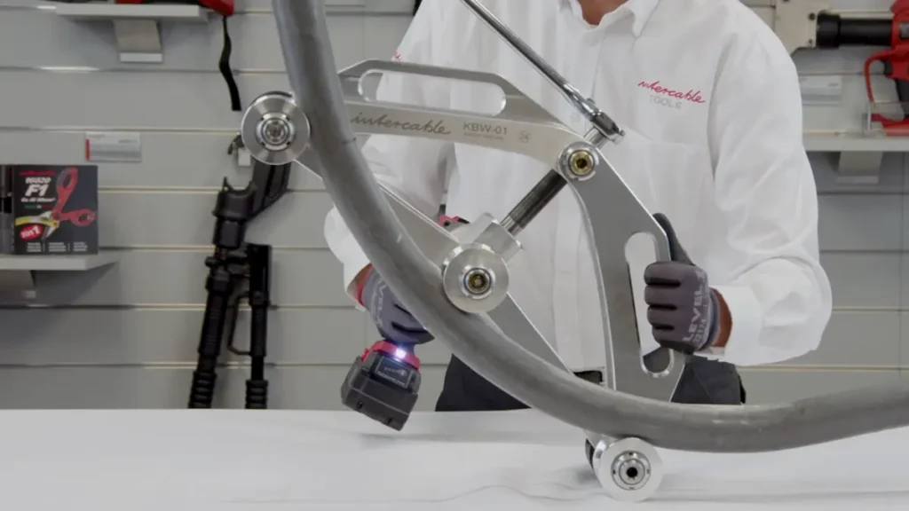 KBW-01 Kabelbiegewerkzeug von Intercable