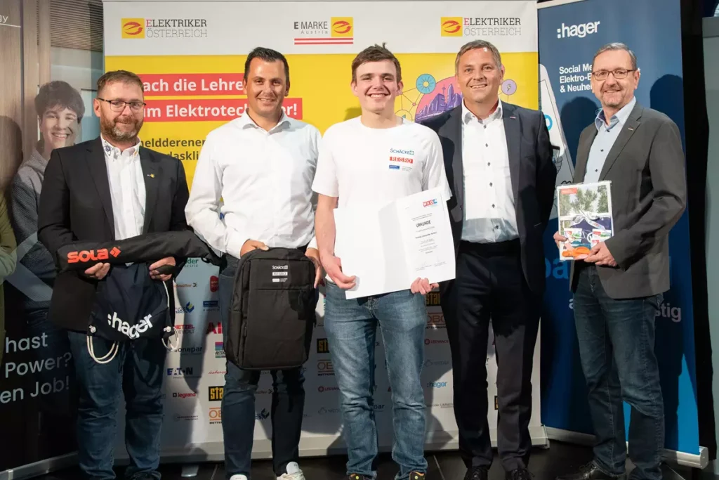 OÖ. Landeslehrlingswettbewerb Elektro- und Gebäudetechnik - Auszeichnungen