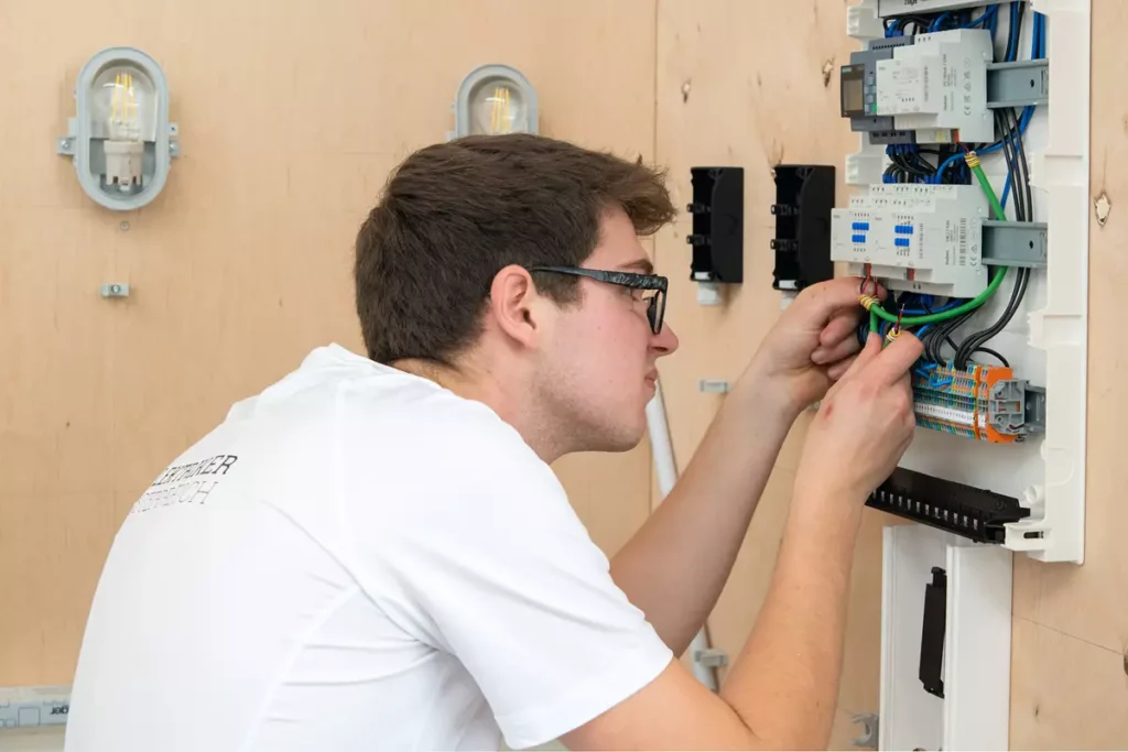 LandeslehrlingOOE2025 Galerie 14 elektro