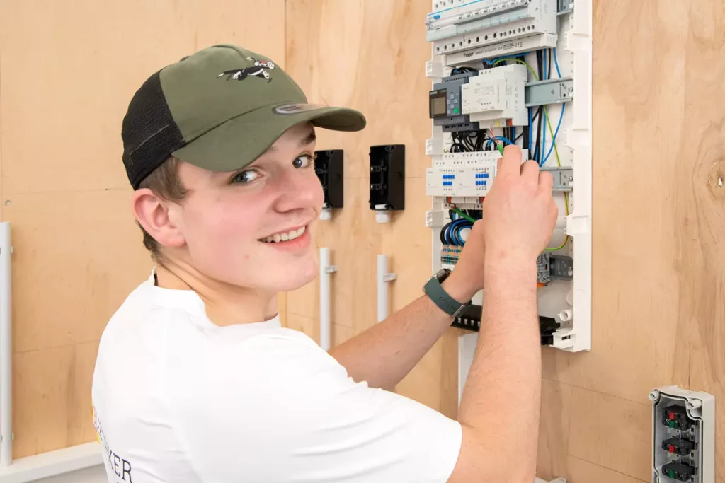 LandeslehrlingOOE2025 Galerie 6 elektro