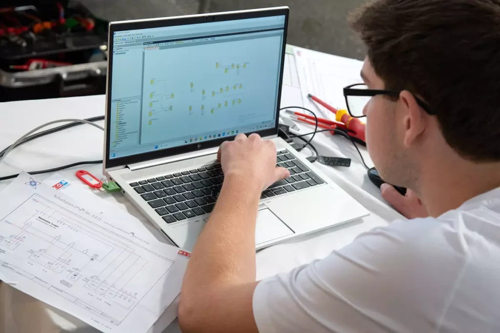 LandeslehrlingOOE2025 Galerie 9 elektro
