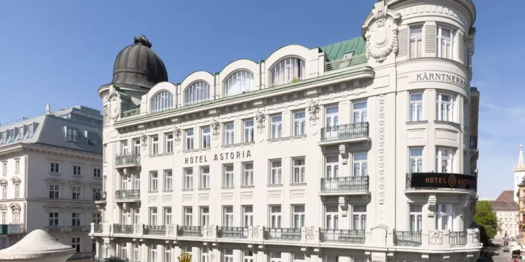 Eleganz trifft Technik: Hotel Astoria erstrahlt im neuen Glanz