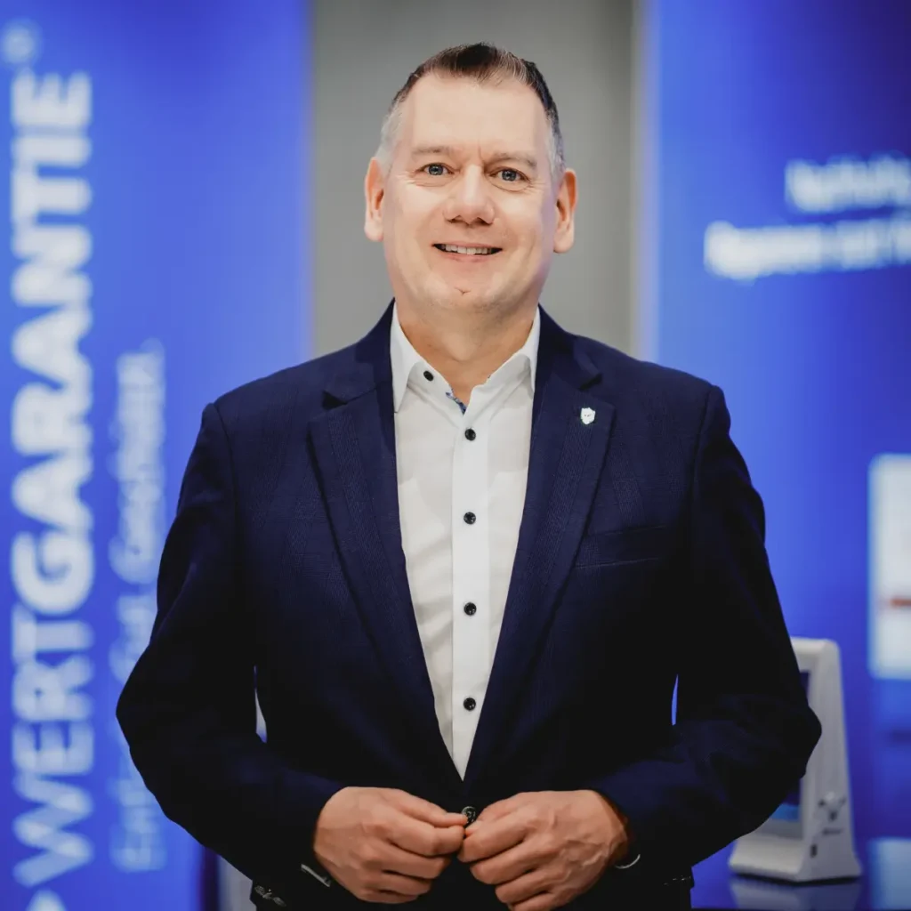 „Das Thema Reparatur von Elektrogeräten ist in aller Munde und die aktuellen Entwicklungen beim Recht auf Reparatur geben uns die Chance, gemeinsam mit unseren Partnern unsere Expertise einzubringen", sagt Thilo Dröge, Geschäftsführer Vertrieb bei Wertgarantie. © Wertgarantie