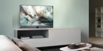 Metz präsentiert neues OLED-Modell Aurus silverline