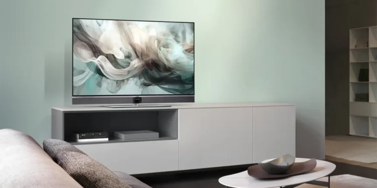 Metz präsentiert neues OLED-Modell Aurus silverline