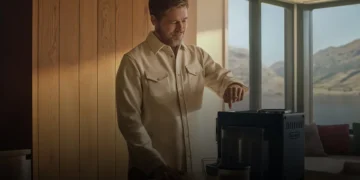 Brad Pitt übt für De'Longhi Italienisch