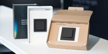 Gira: CO2 armer Versand & Pakete