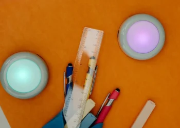 Smarte Dot-It Leuchten für den Schulstart