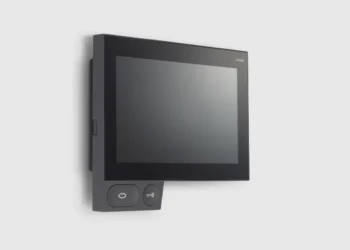 Siedle Axiom, das Video-Panel mit 7-Zoll-Touchscreen, bietet der Schwarzwälder Hersteller ab sofort auch als Gerätevariante für die Aufputzmontage an. © Siedle