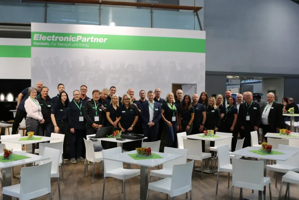Das Team von ElectronicPartner Austria gemeinsam mit Gästen aus Deutschland und der Schweiz. © ElectronicPartner
