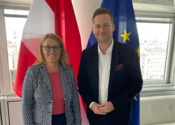 Temu-Klage. Staatssekretärin Königsberger-Ludwig & HV GF-Will: „Auch große Plattformen stehen nicht über dem Gesetz“. © Handelsverband