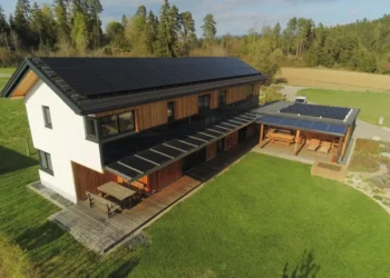 Um mehr Flexibilität im Stromsystem zu fördern, setzt die E-Control auf gezielte Anreize: Die Netzgebühren sollen künftig, in Abhängigkeit vom Verbrauchszeitpunkt, gesenkt werden.