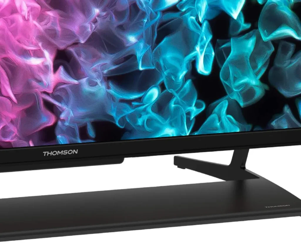 Die Thomson MiniLED Modelle von 55 bis 75 Zoll bieten einen fixen, die Modell 43 bis 50 Zoll einen drehbaren Standfuß. © Thomson