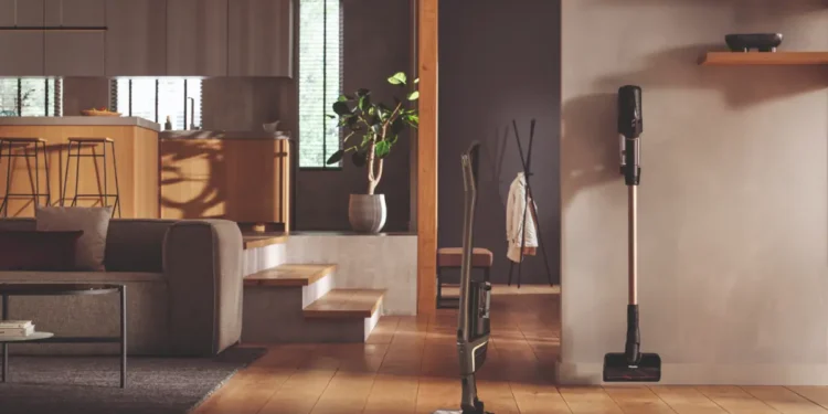 Ein klares Qualitätsversprechen: Die langlebigen Akku-Handsticks „Triflex“ und „Duoflex“ von Miele jetzt mit 5 Jahren erweiterter Herstellergarantie. © Miele